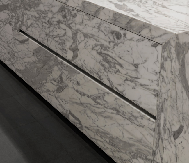 FRAME7; Arabescato White Marble, Eggersmann USA