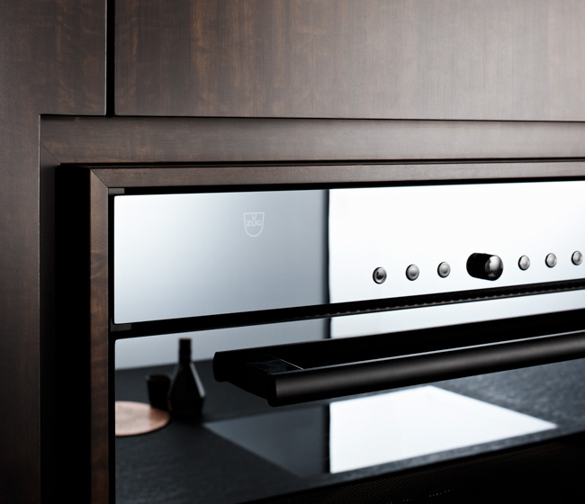 PC_Blog_nero_assoluto_detail3_650x560